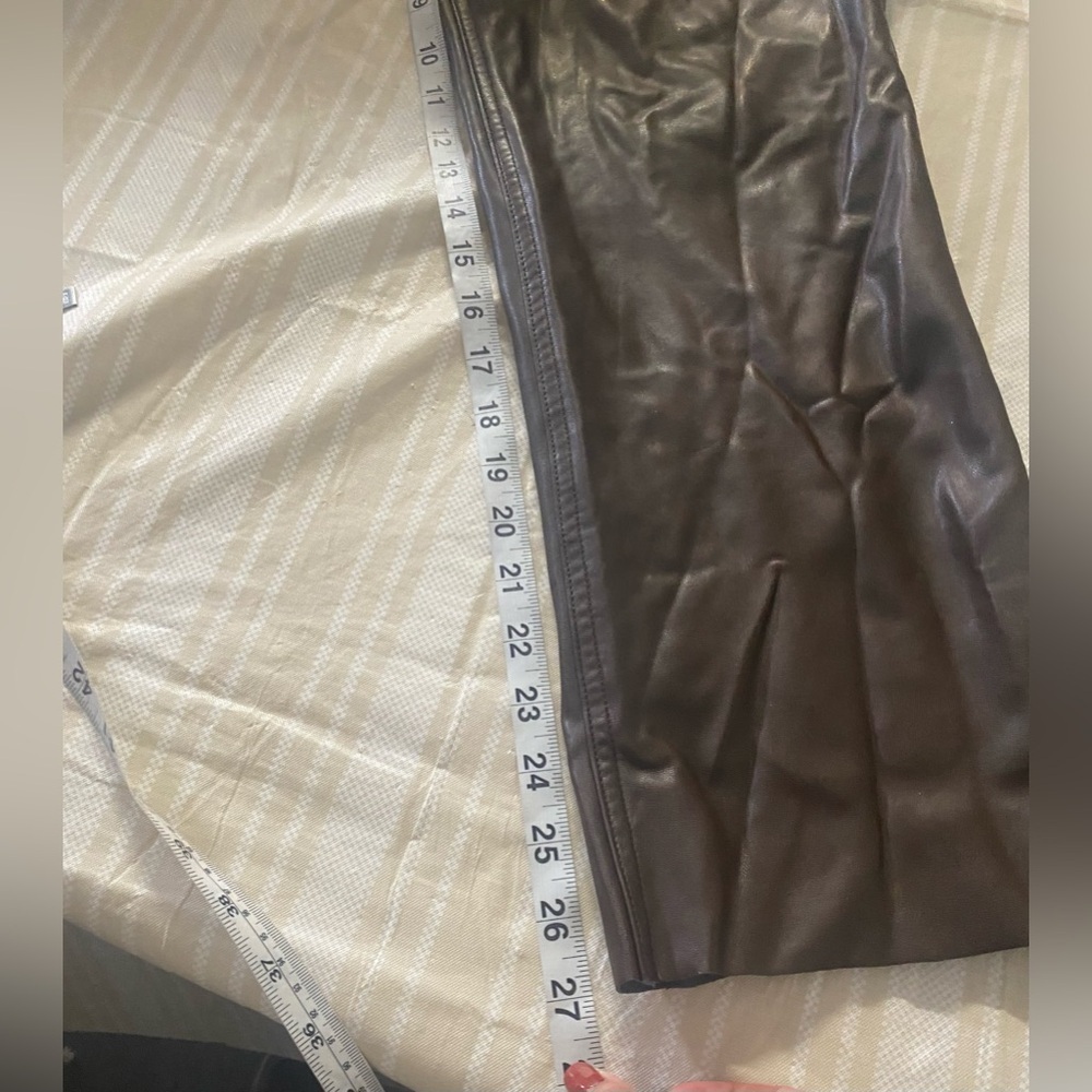 Abercrombie & Fitch Brown the 90’s Straight Ultra High rise faux leather pants - Picture 7 of 12